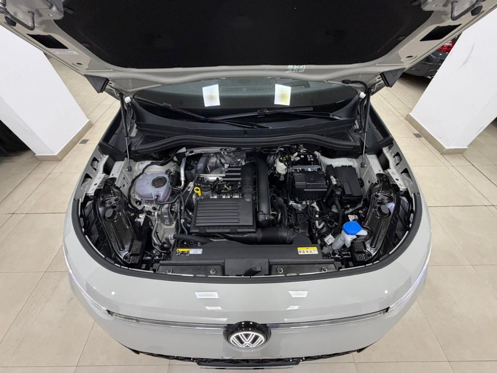 Volkswagen Tiguan R-Line — foto 15